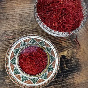 Premium 10Grams Saffron Threads for Curries And Health Benefits